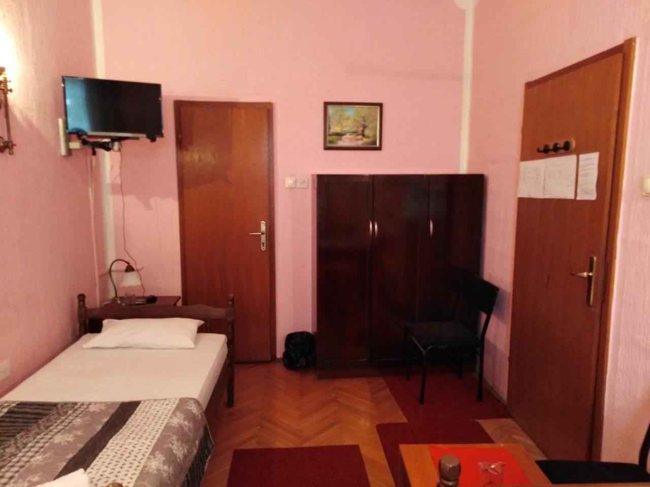 Bulevar Valjevo Exterior photo